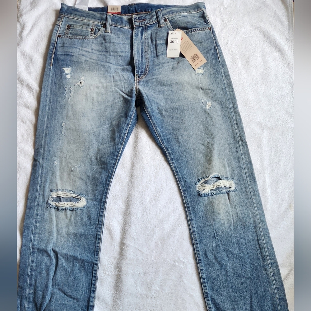 Levi's Classic Light Blue Denim Jeans